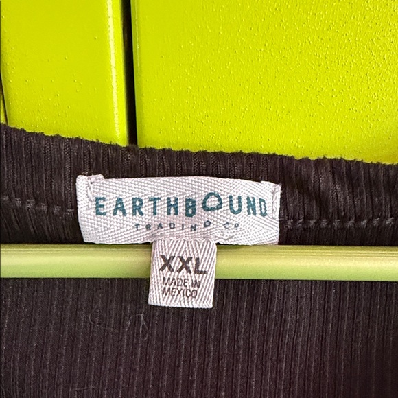 EARTHBOUND Black Ribbed Top - Picture 2 of 6